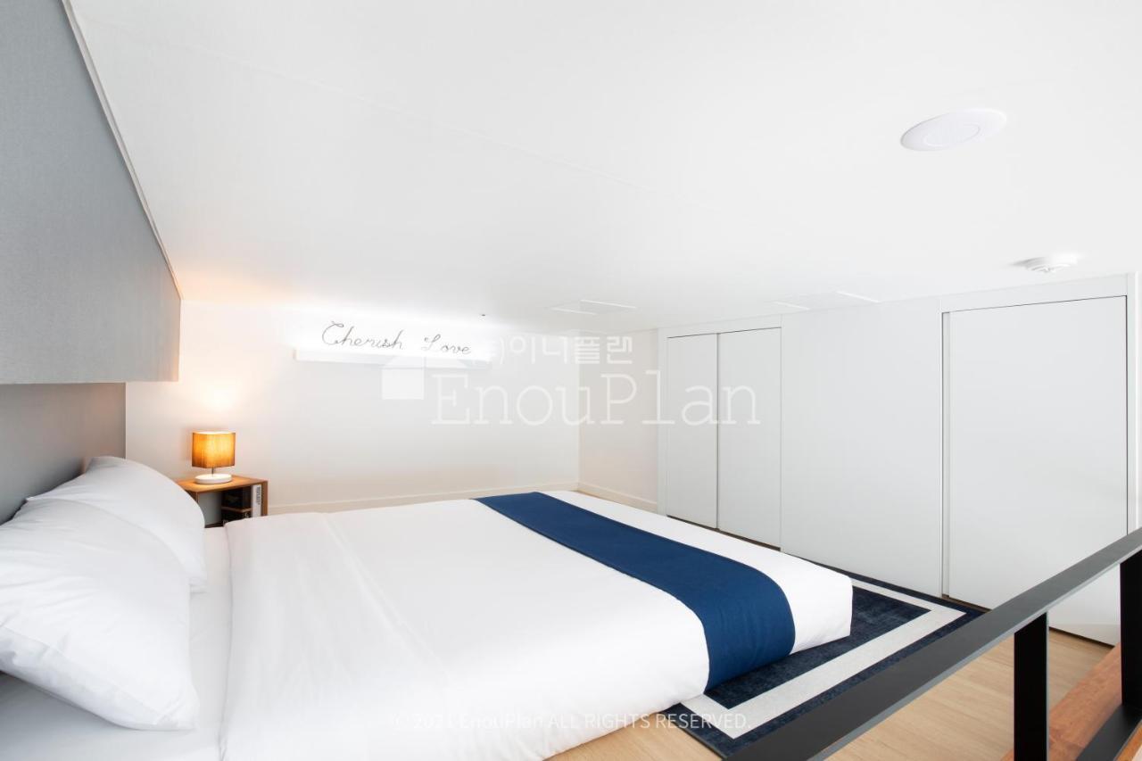 Busan Studio 202 Hotel Экстерьер фото